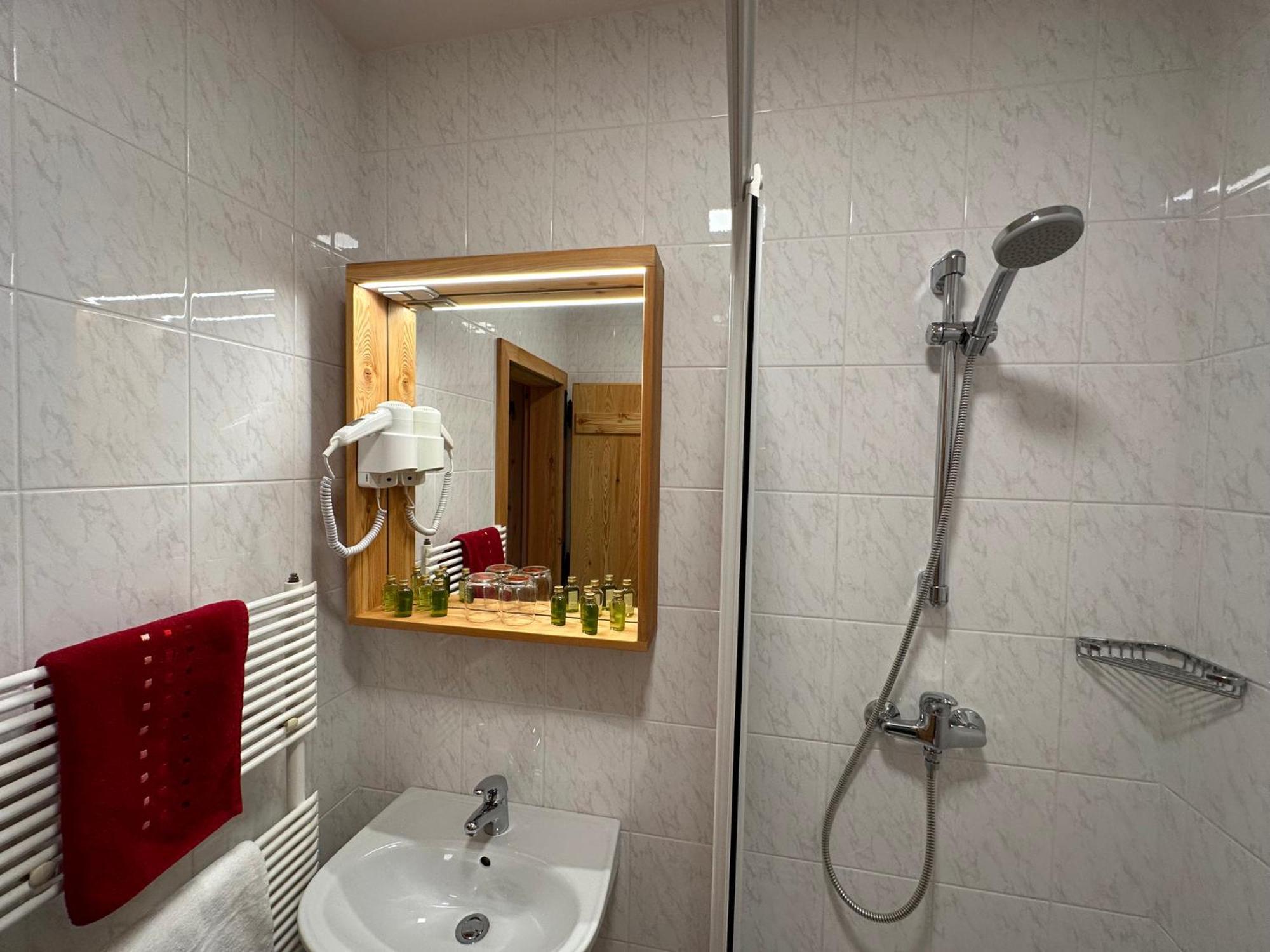 Hotel Surc Кранська Гора Екстер'єр фото