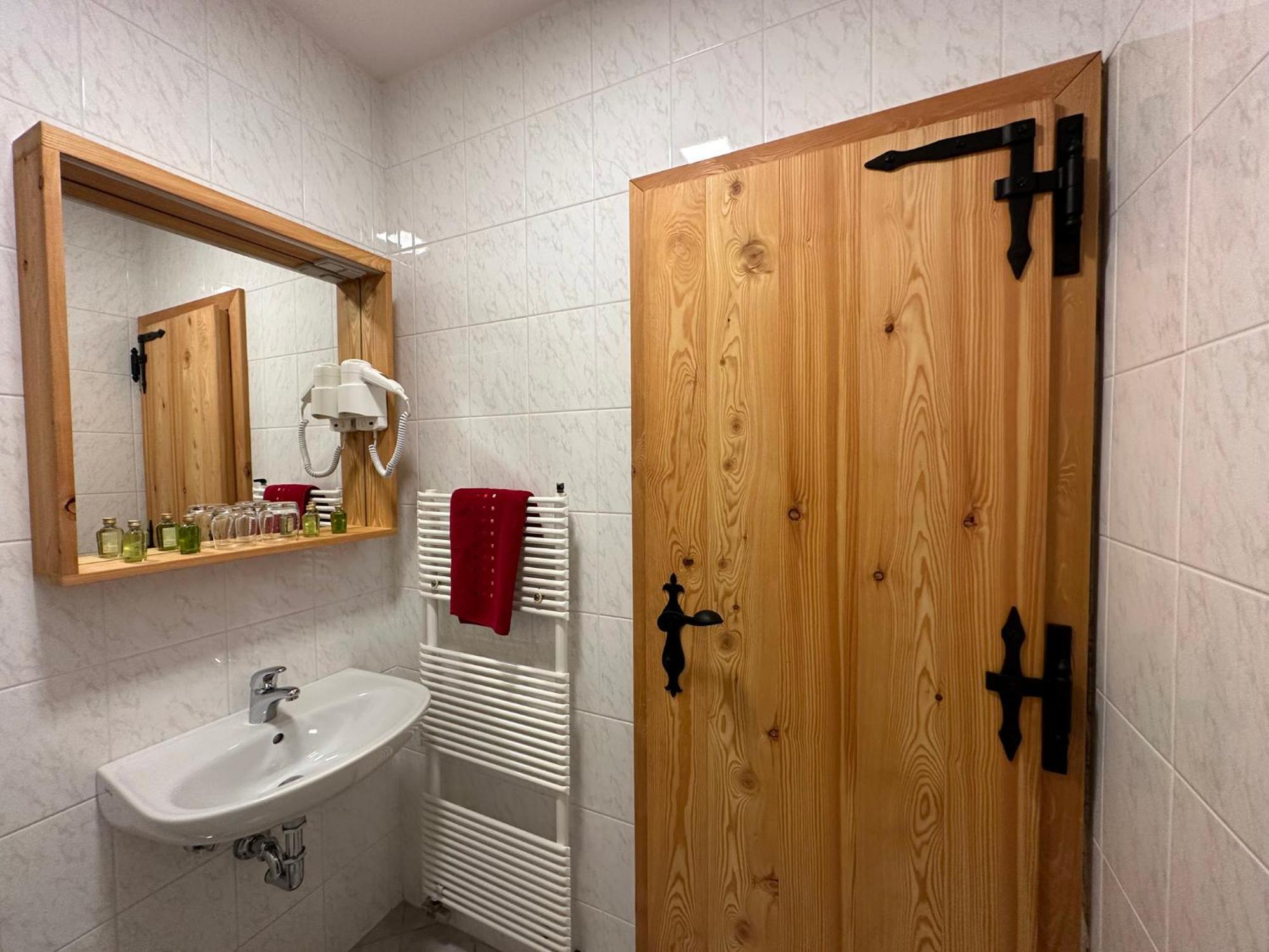 Hotel Surc Кранська Гора Екстер'єр фото