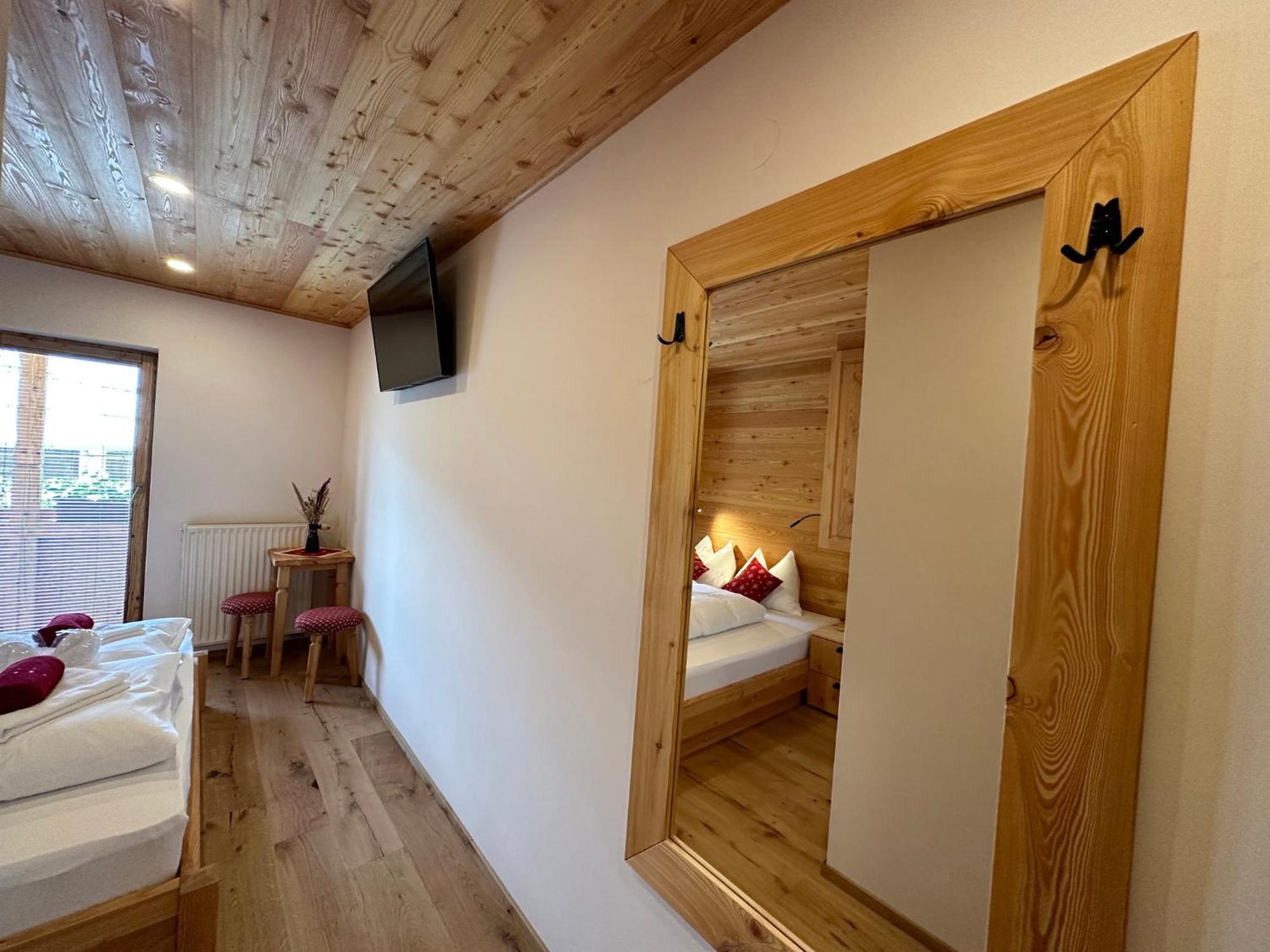 Hotel Surc Кранська Гора Екстер'єр фото