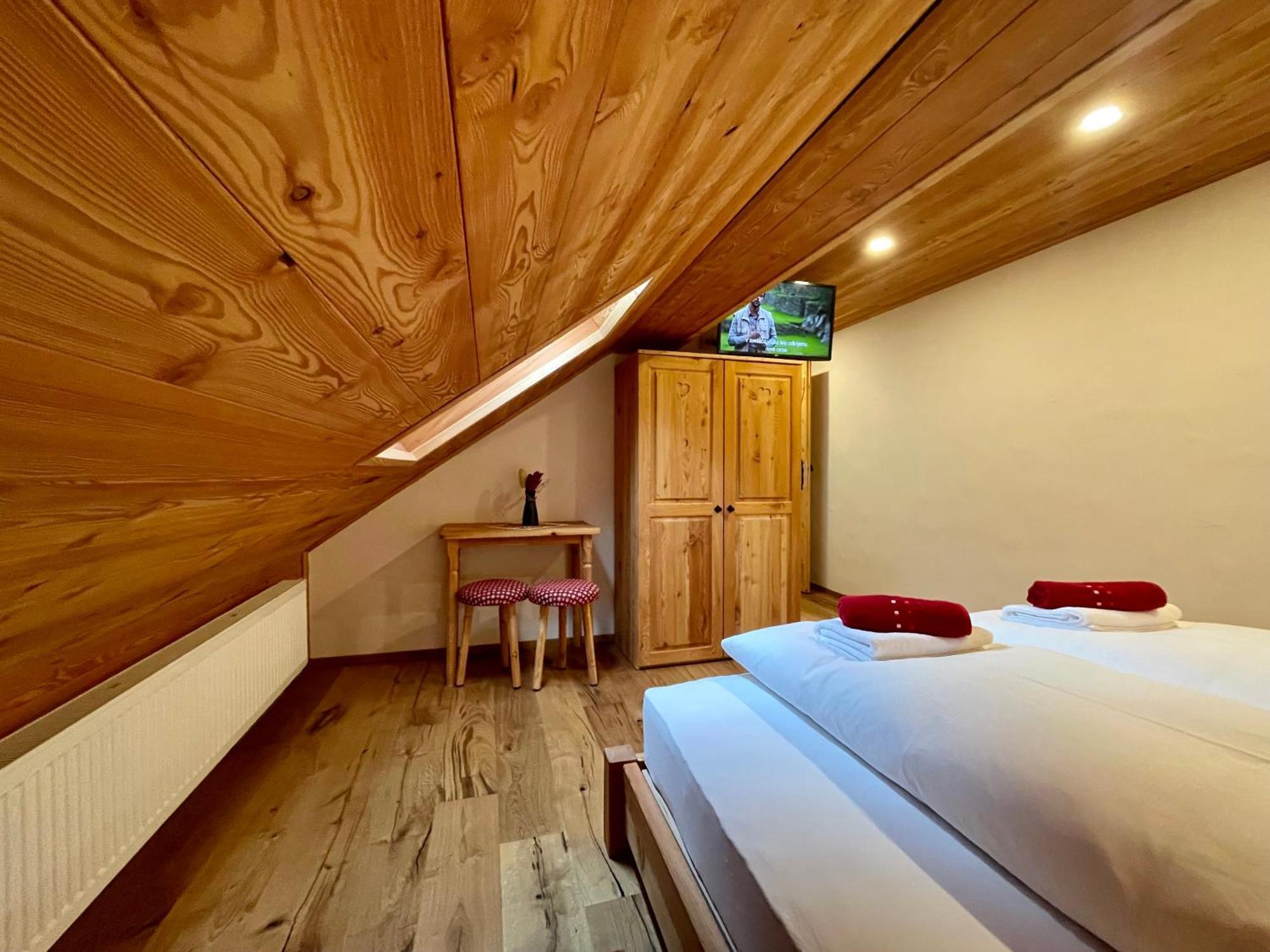Hotel Surc Кранська Гора Екстер'єр фото